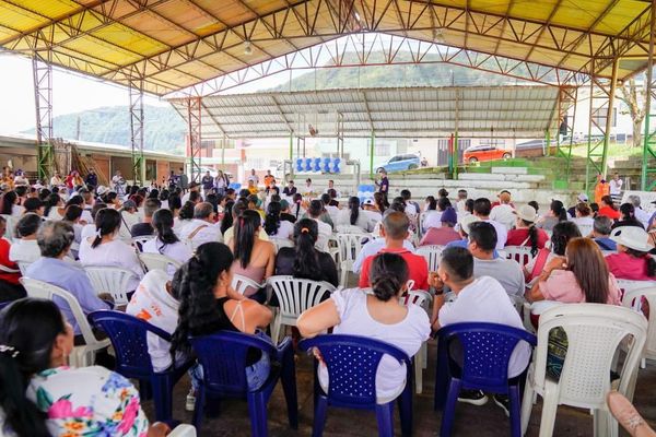 Familias damnificadas por la emergencia en Rosas, Cauca recibieron sus fincas