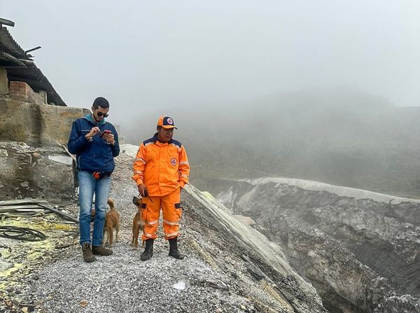 Alistamiento preventivo por la alerta naranja del volcán Puracé