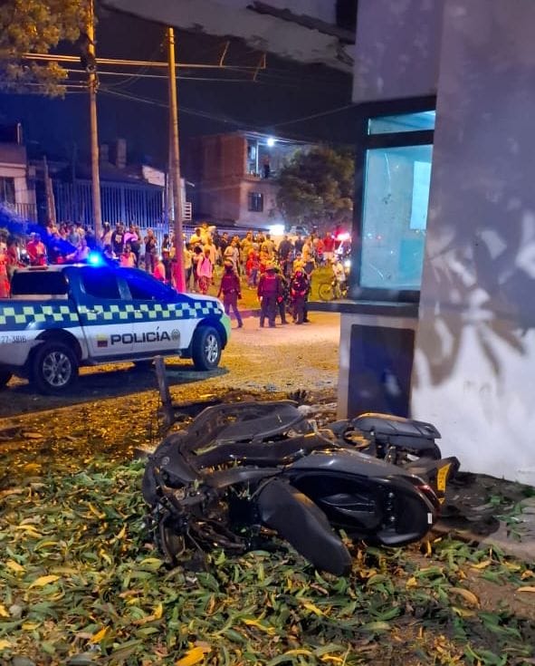 Atacan con explosivos un CAI de la Policía del oriente de Cali