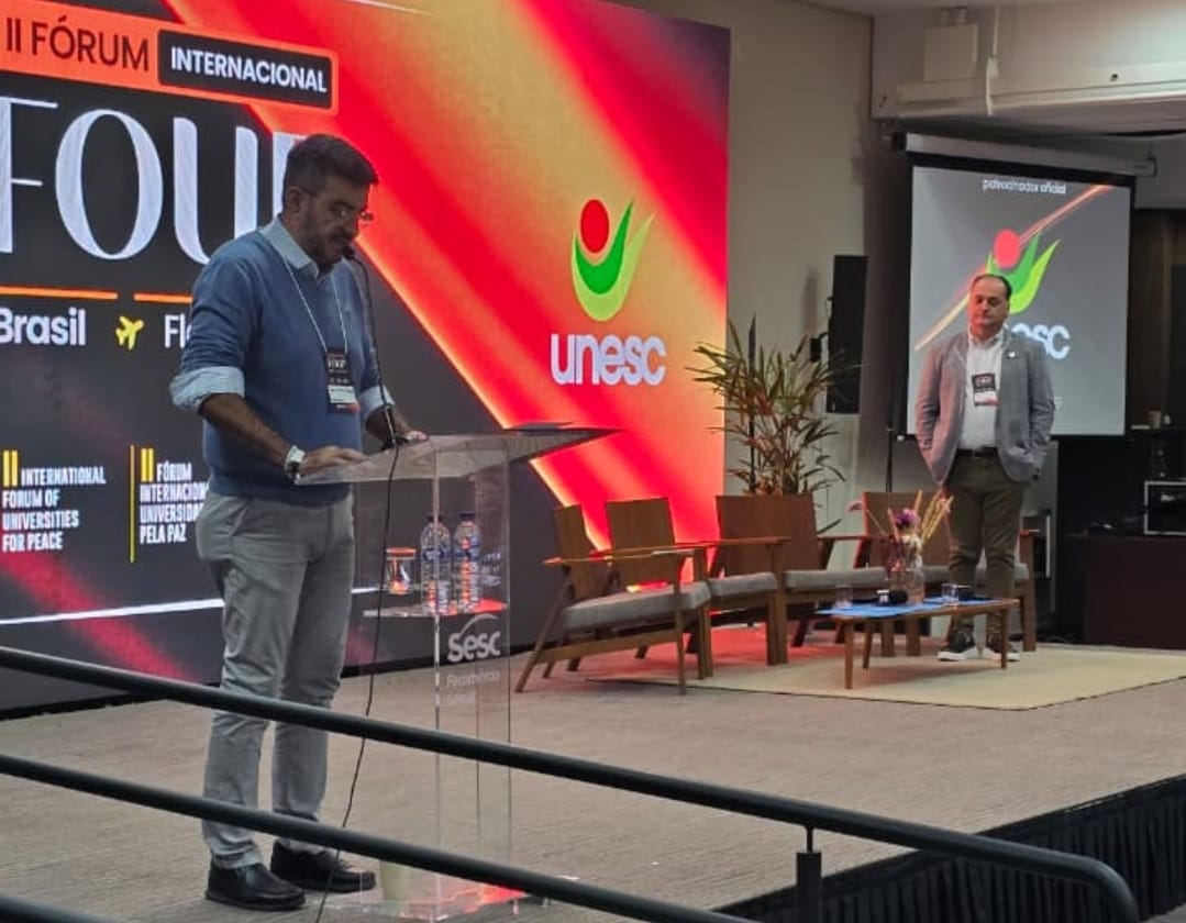 IU Digital de Antioquia lleva modelo de paz a foro en Brasil