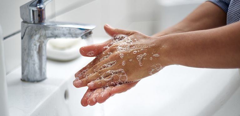 ¿Por qué es tan importante mantener el hábito del lavado de manos?