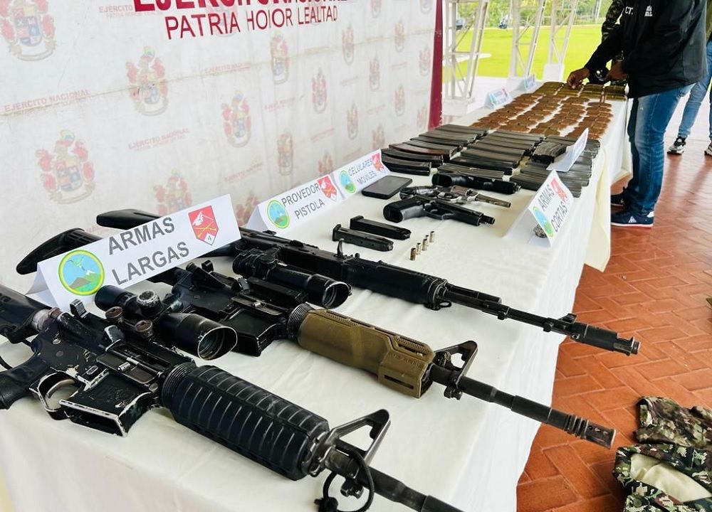 Ejército encontró tres depósitos de armas de las Disidencias en La Vega, Cauca