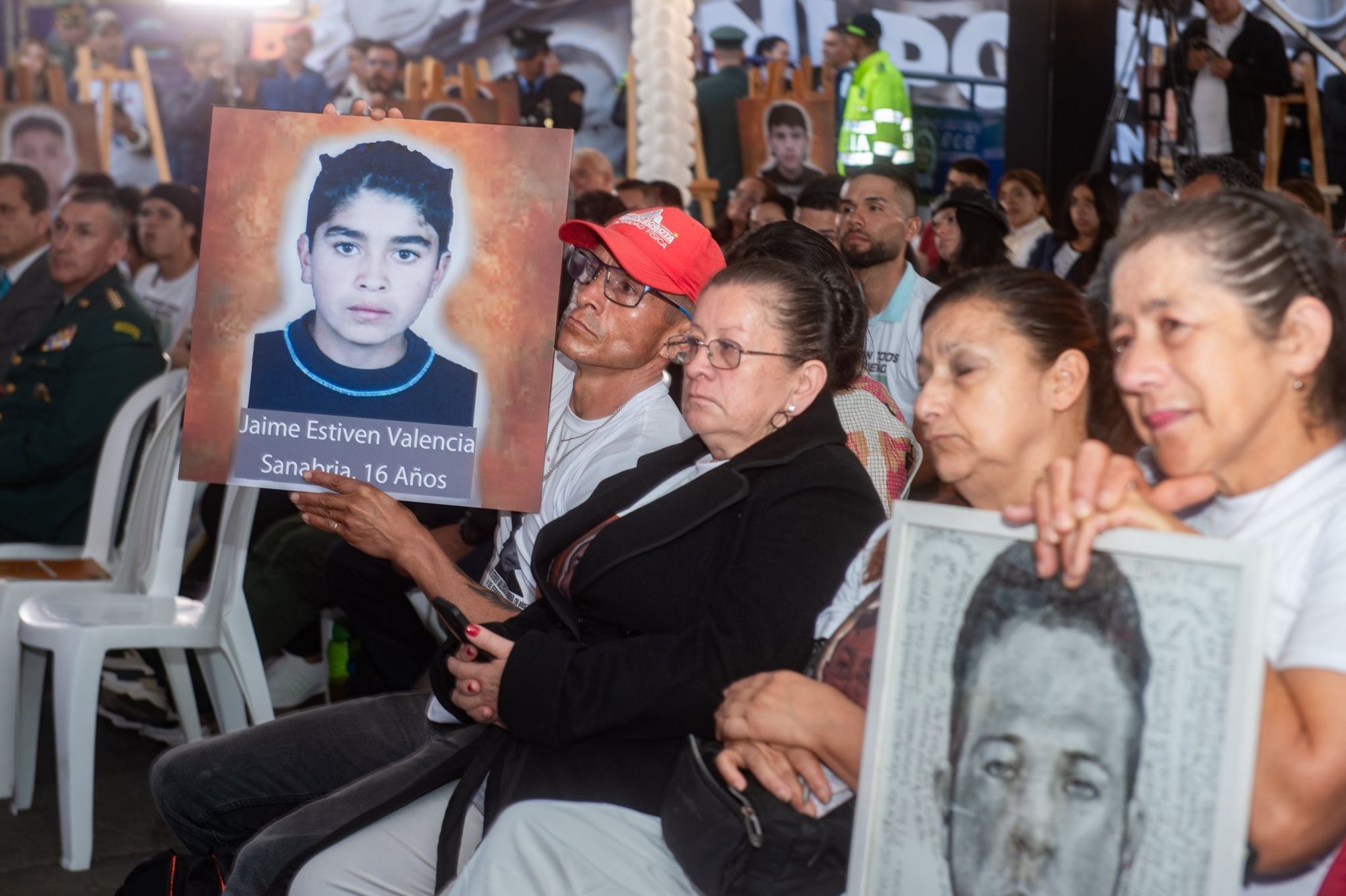 "Álvaro Uribe tiene que dar la cara por los falsos positivos" familiares de las víctimas
