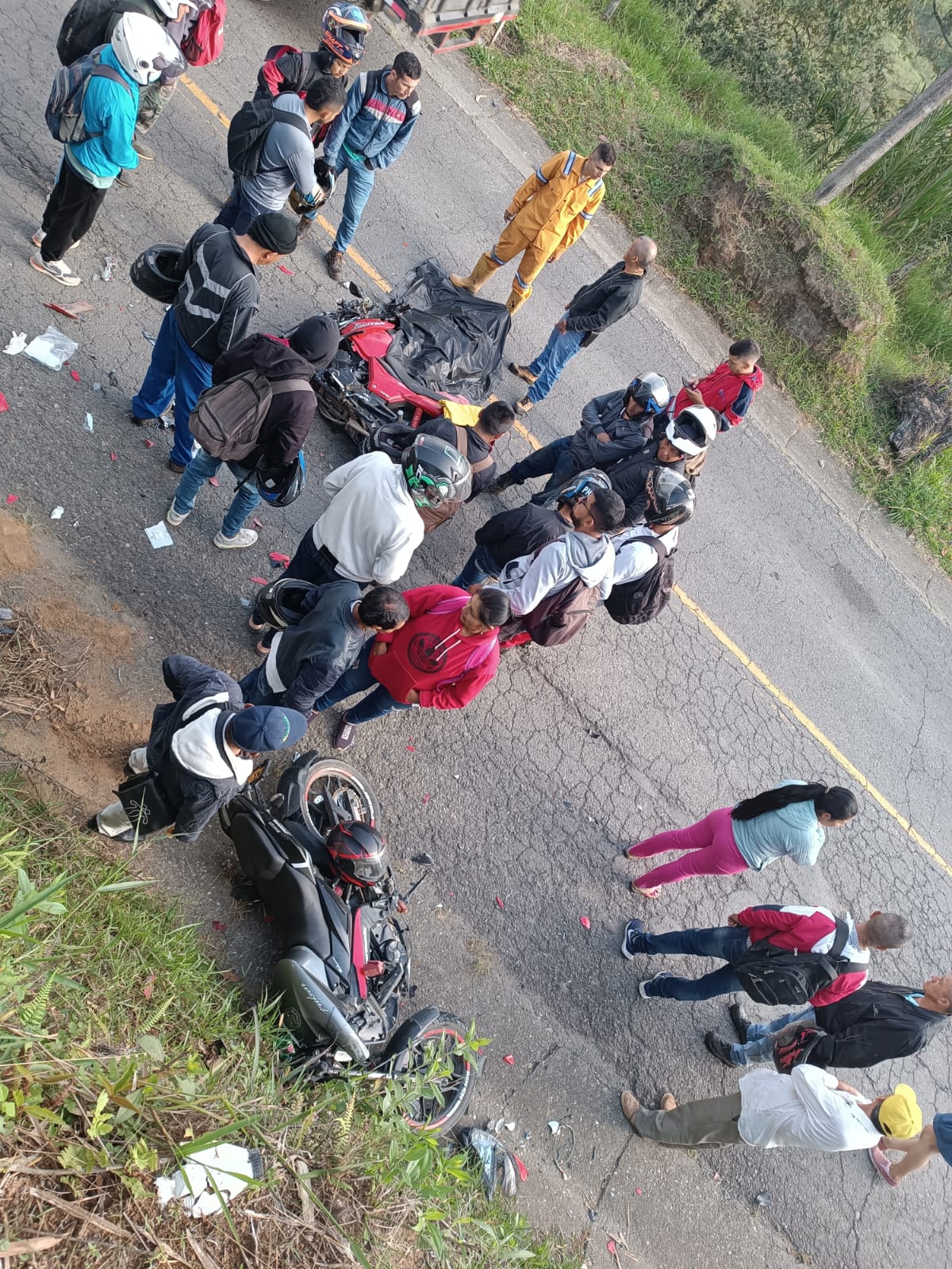 Una persona murió tras el choque de dos motocicletas