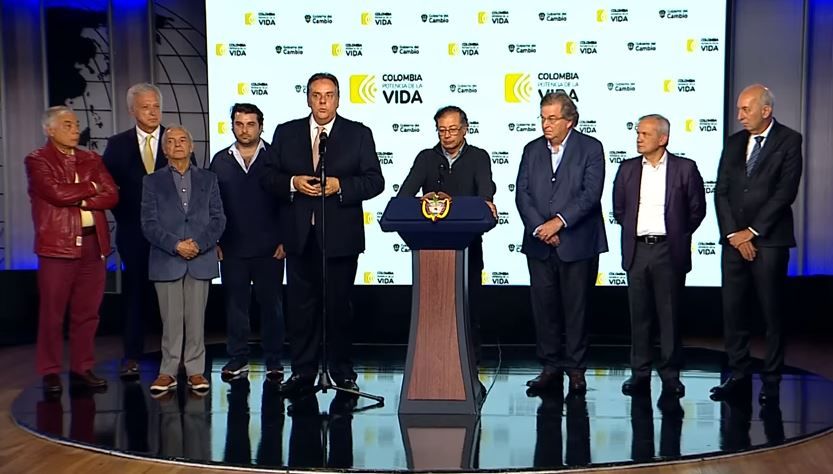 Histórico Acuerdo Empresarial Allana el Camino hacia la Paz y Prosperidad en Colombia