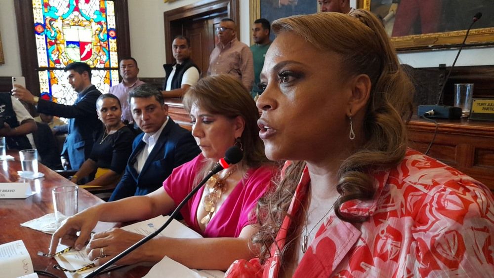 Rosa Sinisterra hace historia en el Concejo de Popayán al ser la primera mujer elegida como Presidenta