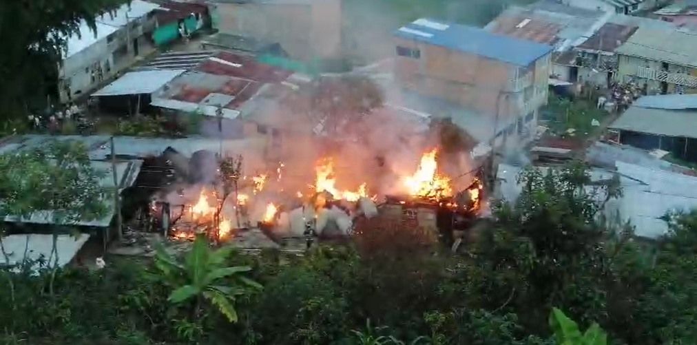 Grave incendio consumió cuatro viviendas en el sur de Popayán