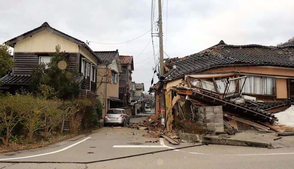 Continúa la búsqueda de sobrevivientes en Japón tras terremoto
