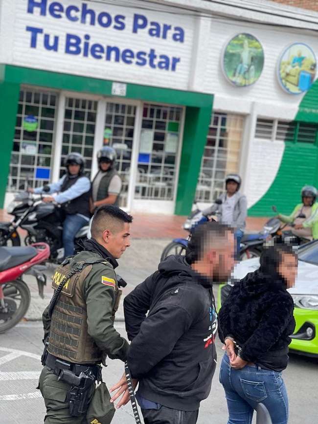 Capturados en flagrancia dos presuntos asaltantes en Popayán