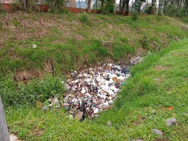 Popayán: brazo seco del río Ejido, un completo basurero