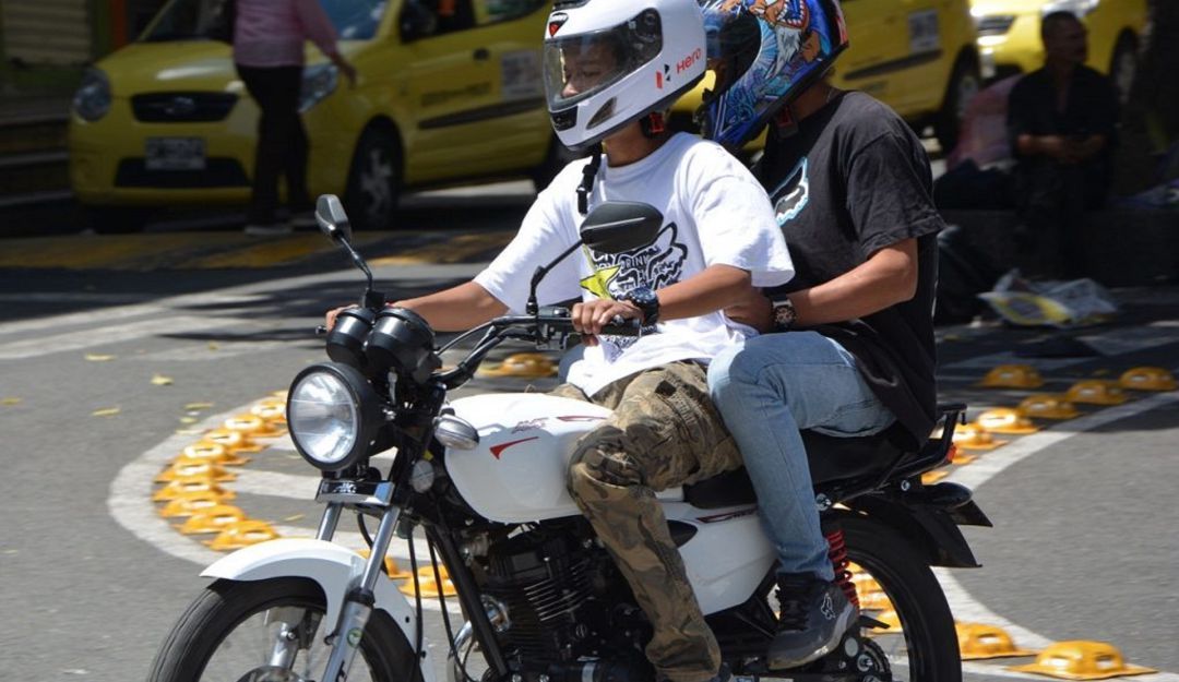 Prohibido durante todo el fin de semana el parrillero en moto en Popayán
