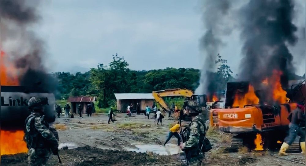 Ejército incautó maquinaria con la que se extraían 4 mil gramos de oro del río de Micay