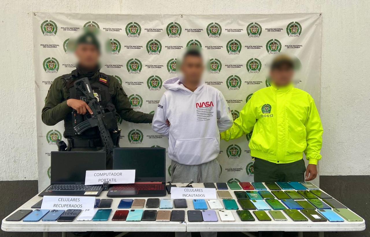 La Policía logra importantes capturas e incautaciones en operativos contra el hurto y la receptación de celulares hurtados