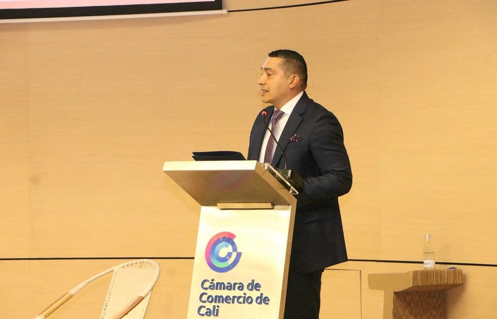 Gobernador Octavio Guzmán presente en el lanzamiento de la Plataforma Empresarial del Pacífico en Cali