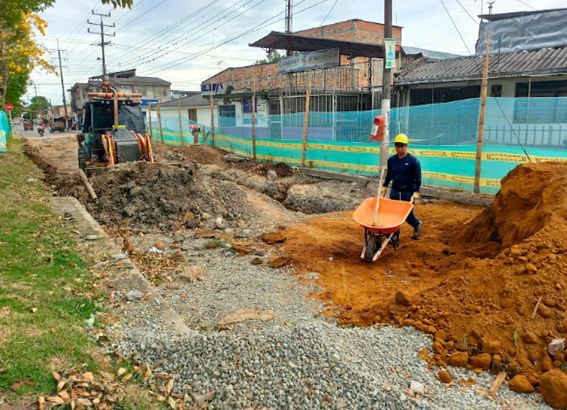 Infraestructura levanta actas de vecindad en obra del Primero de Mayo