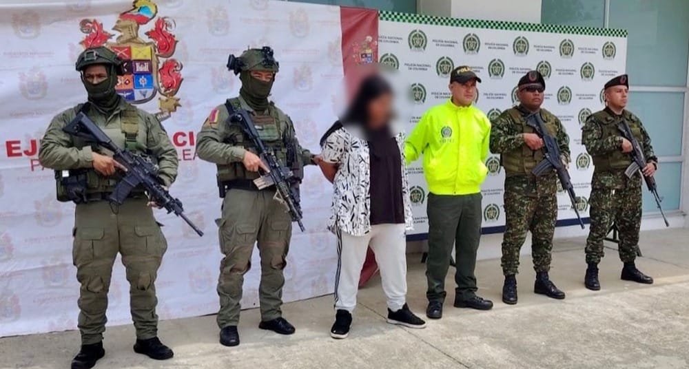 Alias Neifer, capturada tras ofrecer $10 millones por atentados en contra de miembros del Ejército