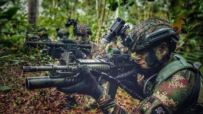 Cuatro militares heridos tras combates con la guerrilla del ELN en Bolívar, Cauca