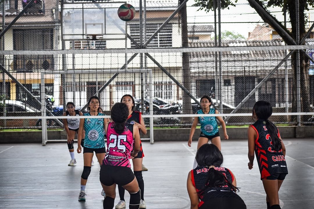 El torneo relámpago de voleibol femenino liderado por la gobernación del Cauca