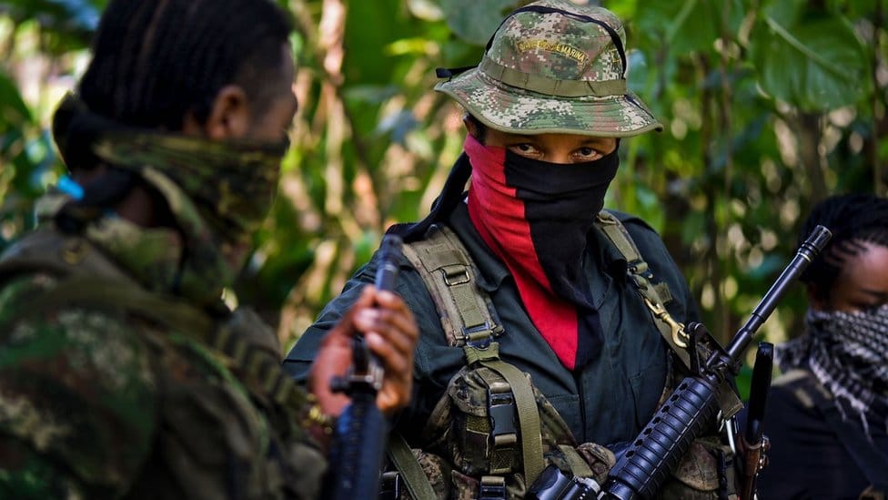 Intensos combates entre las disidencias de las Farc y el ELN en Páez-Belalcázar