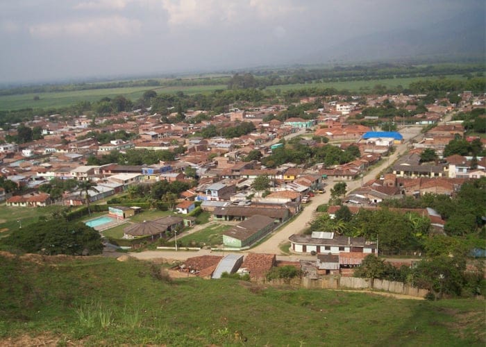 Corinto: policía herido en los combates entre rebeldes de las Farc y soldados