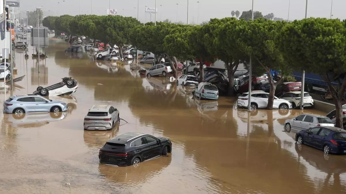 Tragedia en España, inundaciones dejan más de 60 muertos