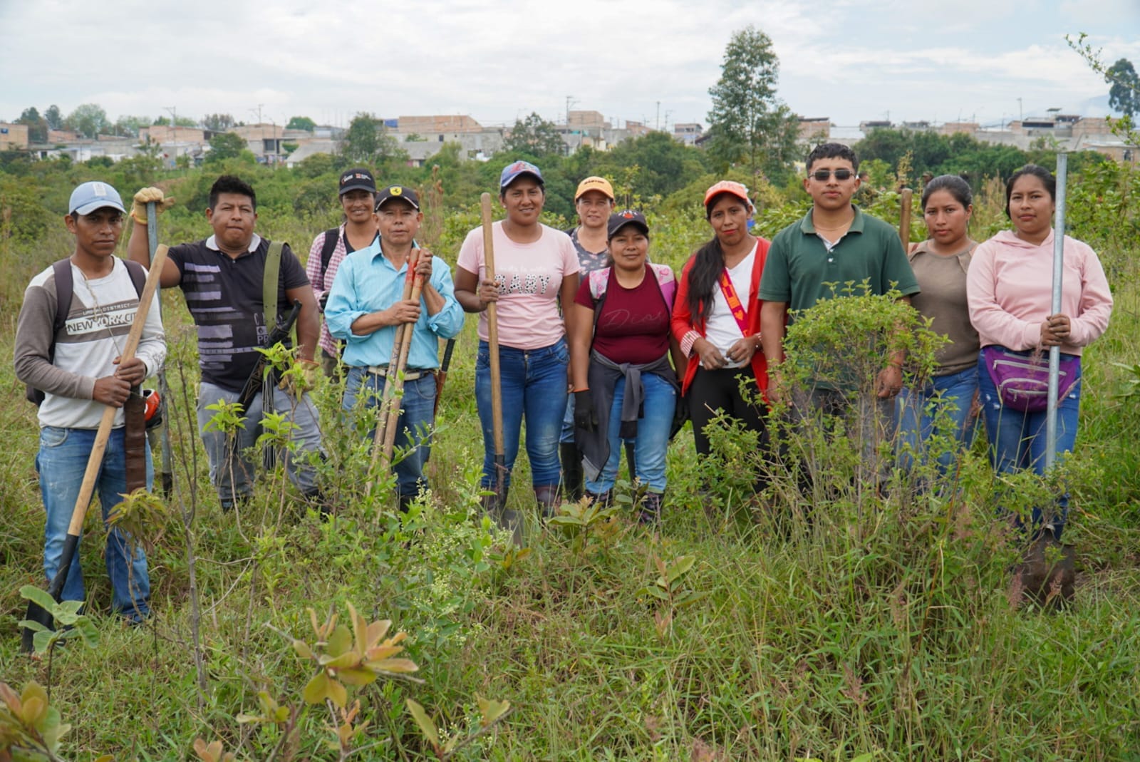 1.000 árboles fueron sembrados en el humedal las Huacas