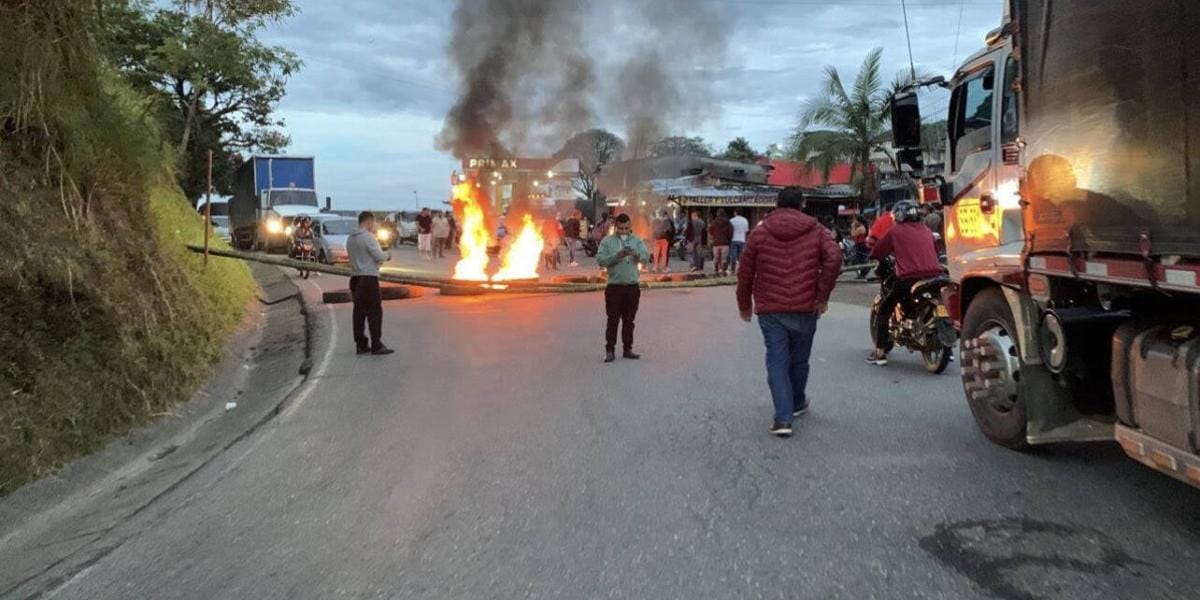 Damnificados de Rosas, Cauca anuncian bloqueo en la vía Panamericana