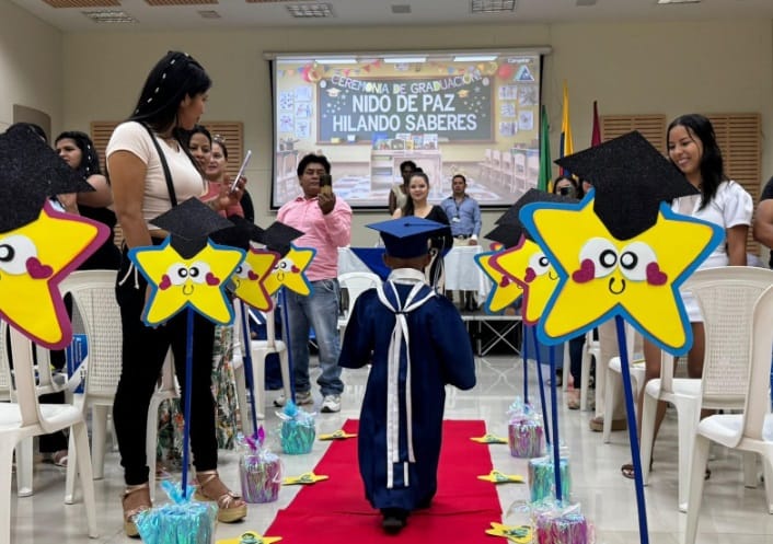 Niños y niñas del programa integral de primera infancia recibieron su primera graduación escolar