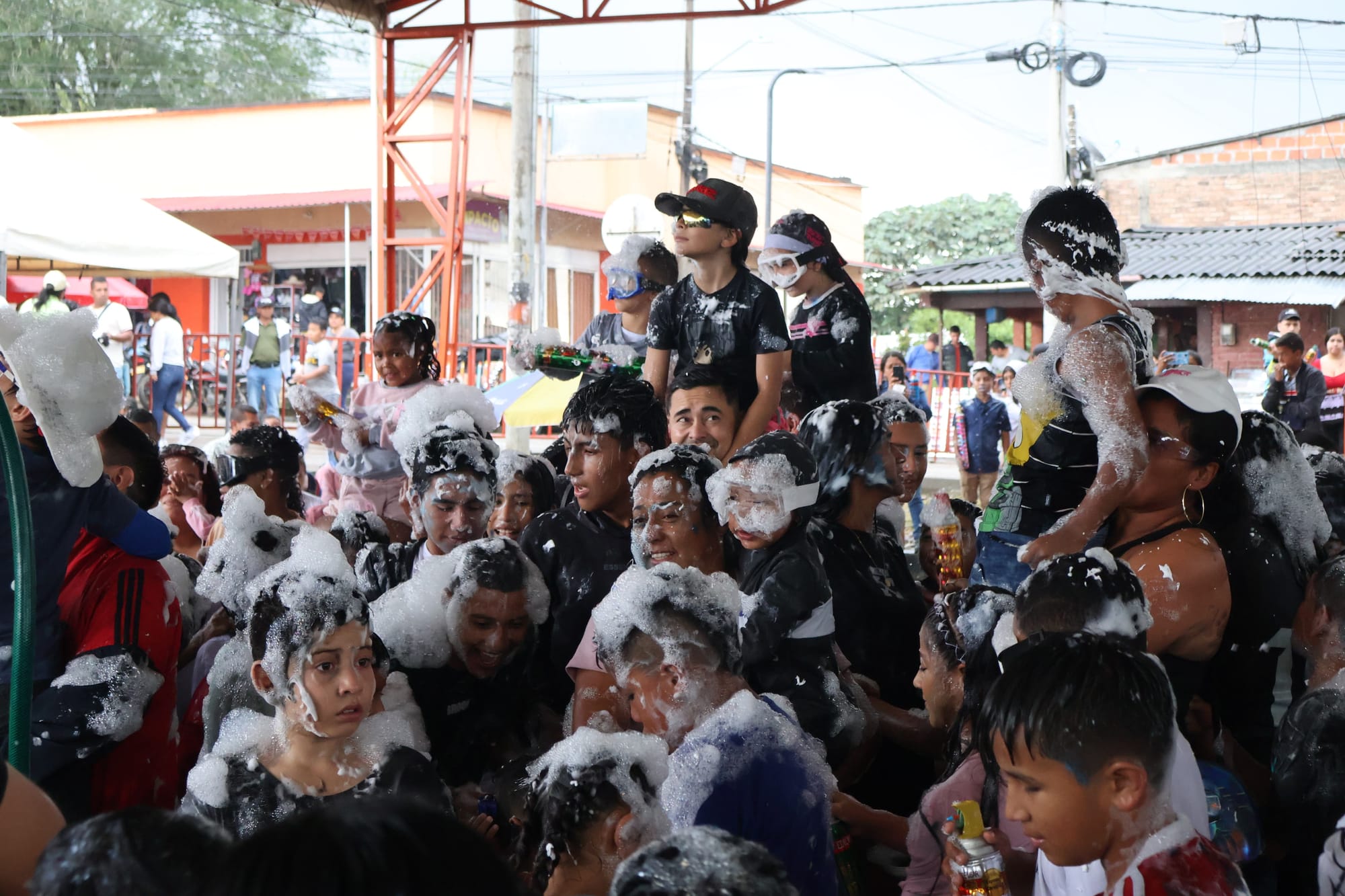 ¡Cajibío vibró con los Carnavales de Negros y Blancos 2025!