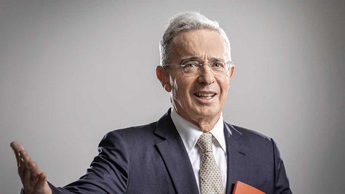 Atención: el juicio contra el expresidente Álvaro Uribe debe continuar