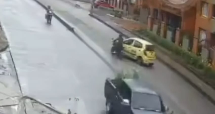 ¡Imprudencia al volante!, taxista provoca accidente en Popayán