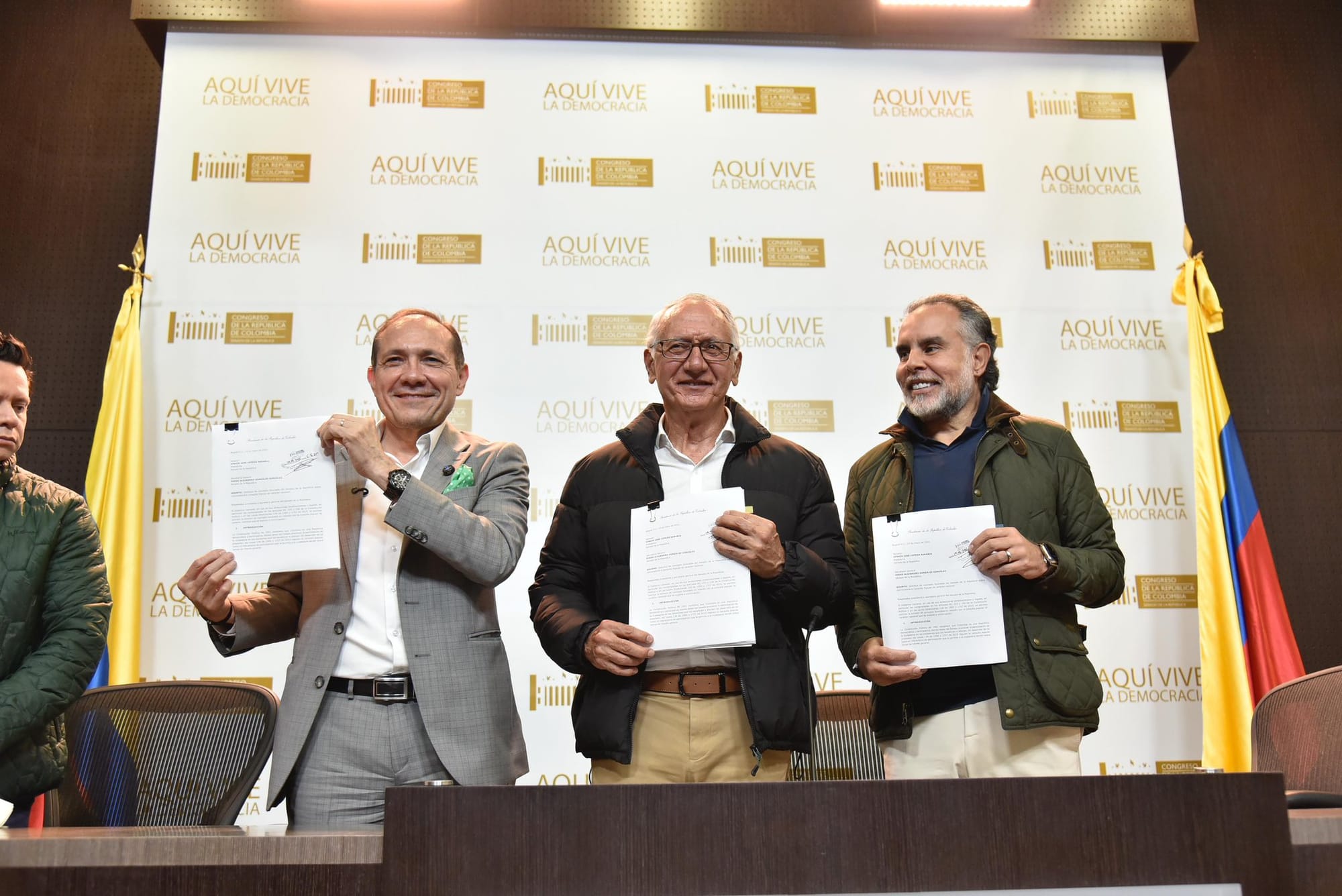Gobierno radicó nueva consulta popular con preguntas de
reforma laboral y de salud