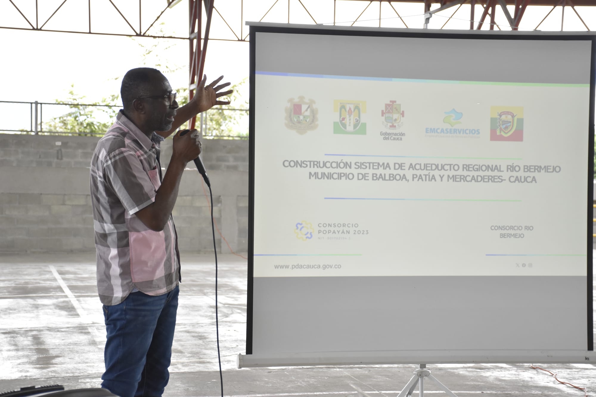 Con esperanza y unidad, comunidad de Patía recibe avances del Acueducto Regional Río Bermejo