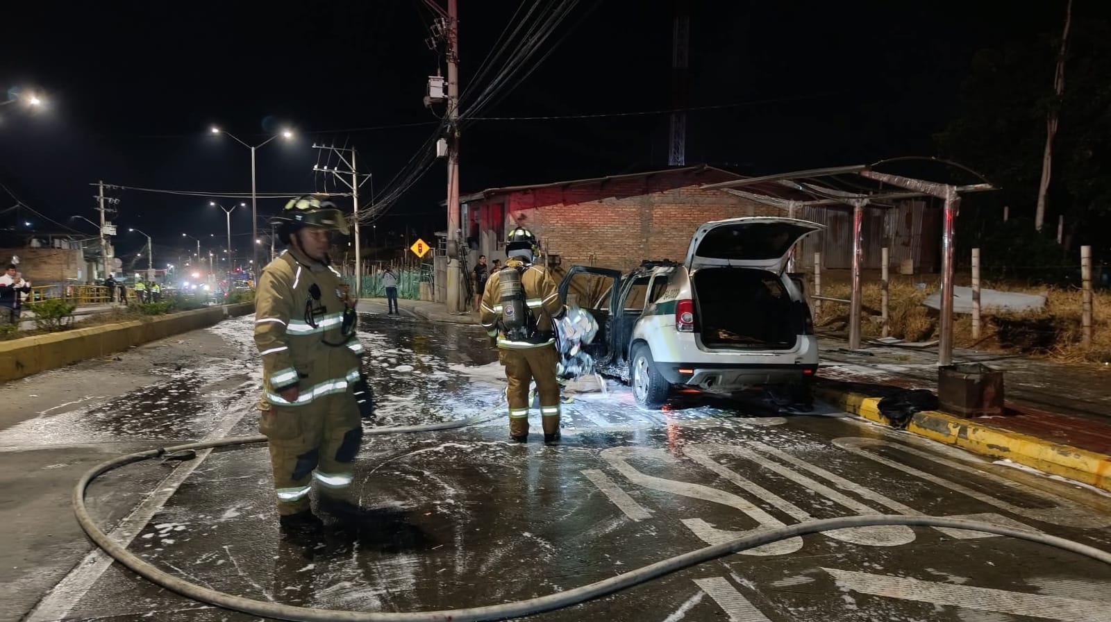 Recompensa millonaria por autores del atentado que dejó cuatro policías heridos en Popayán