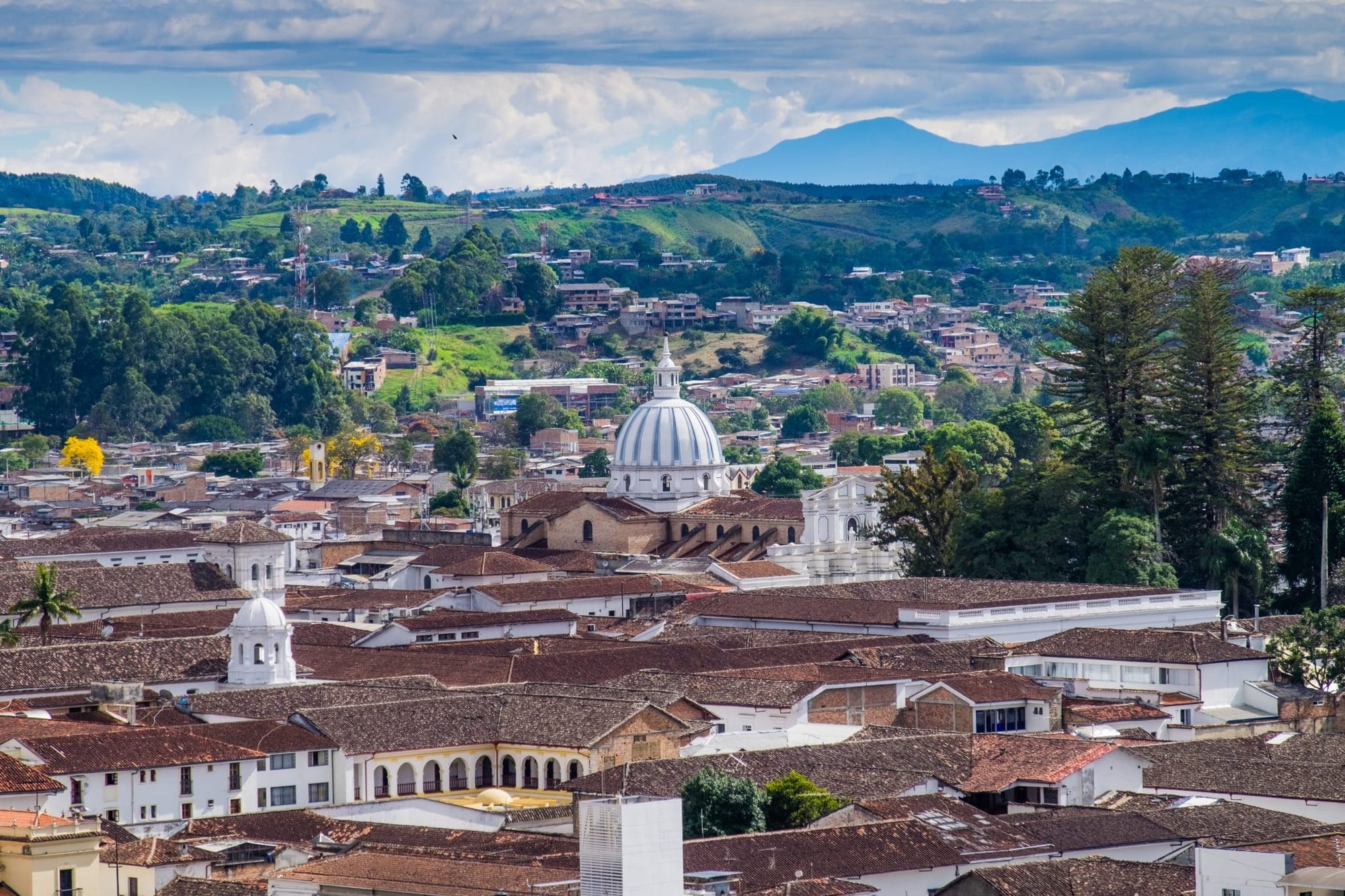 Violento caso de fleteo en pleno centro histórico de Popayán: a comerciante le hurtan 30 millones de pesos tras retirarlos de Bancolombia