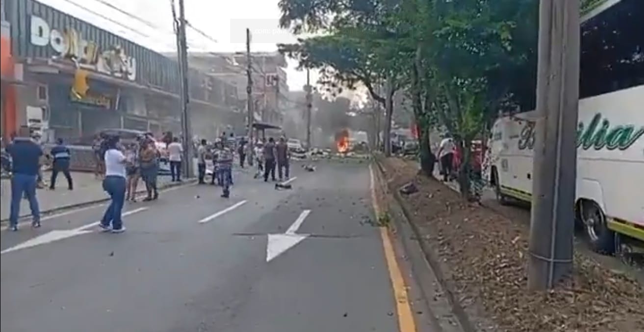 (Vídeos) Ataque terrorista en Cali: frente a la base militar