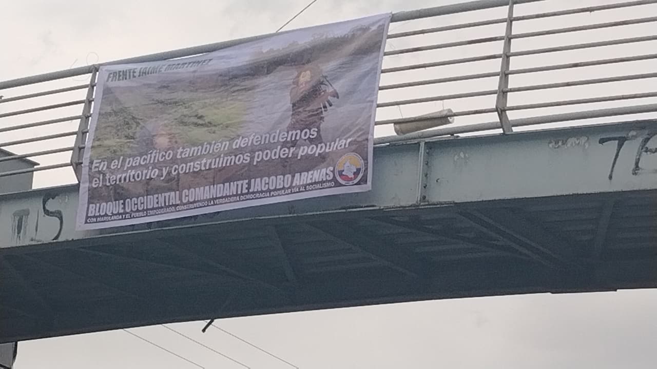 Así desactivaron el explosivo en el puente de Bella Vista en Popayán