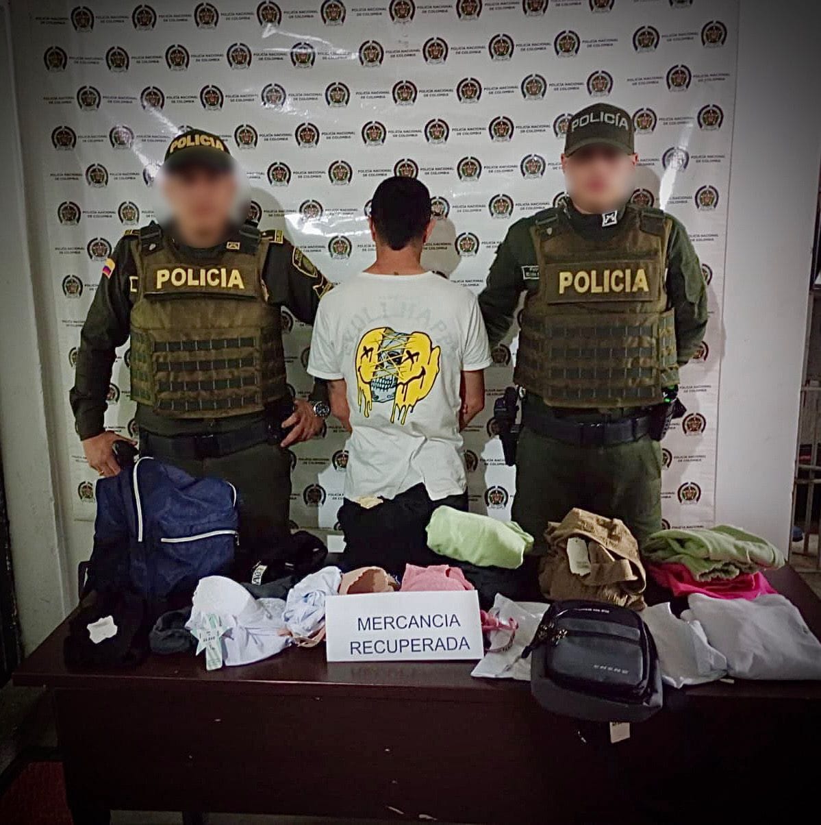 Capturan a hombre en Timbío tras ser sorprendido con prendas de vestir hurtadas