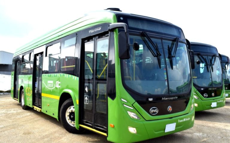 Colombia ensamblará sus primeros buses eléctricos: alianza entre BYD, Hino y carroceros nacionales