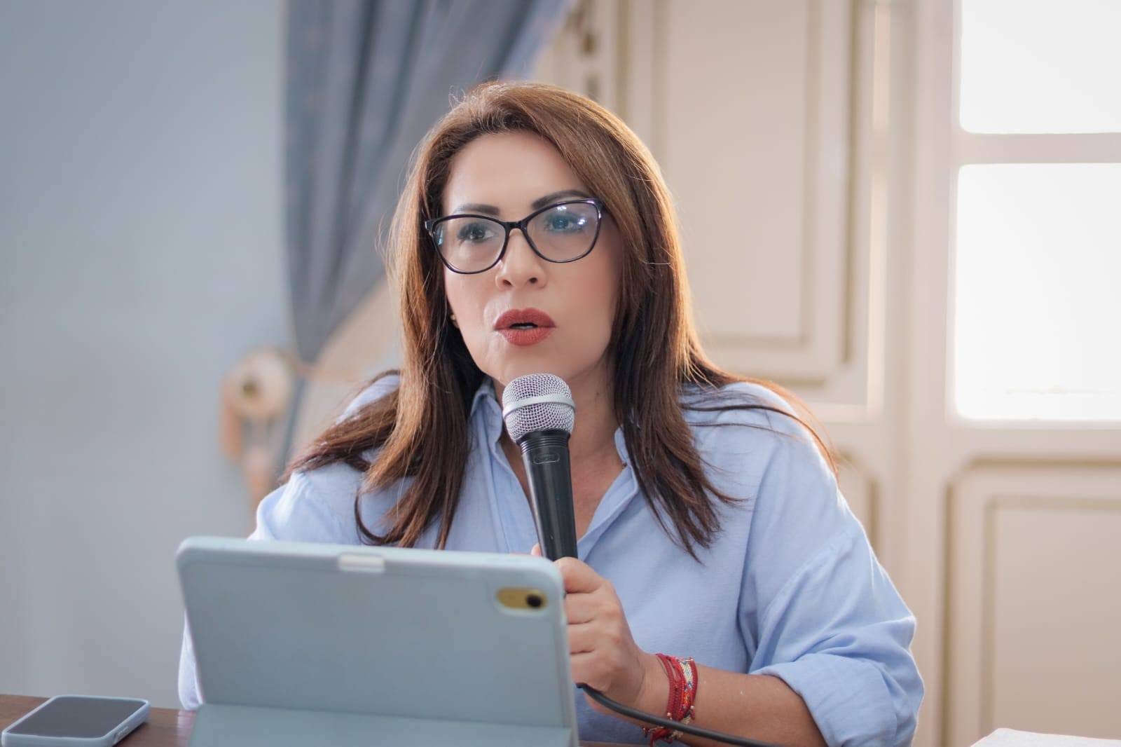 Maribel Perafán Gallardo lideró encuentro por la seguridad y convivencia en la Región Oriente del Cauca