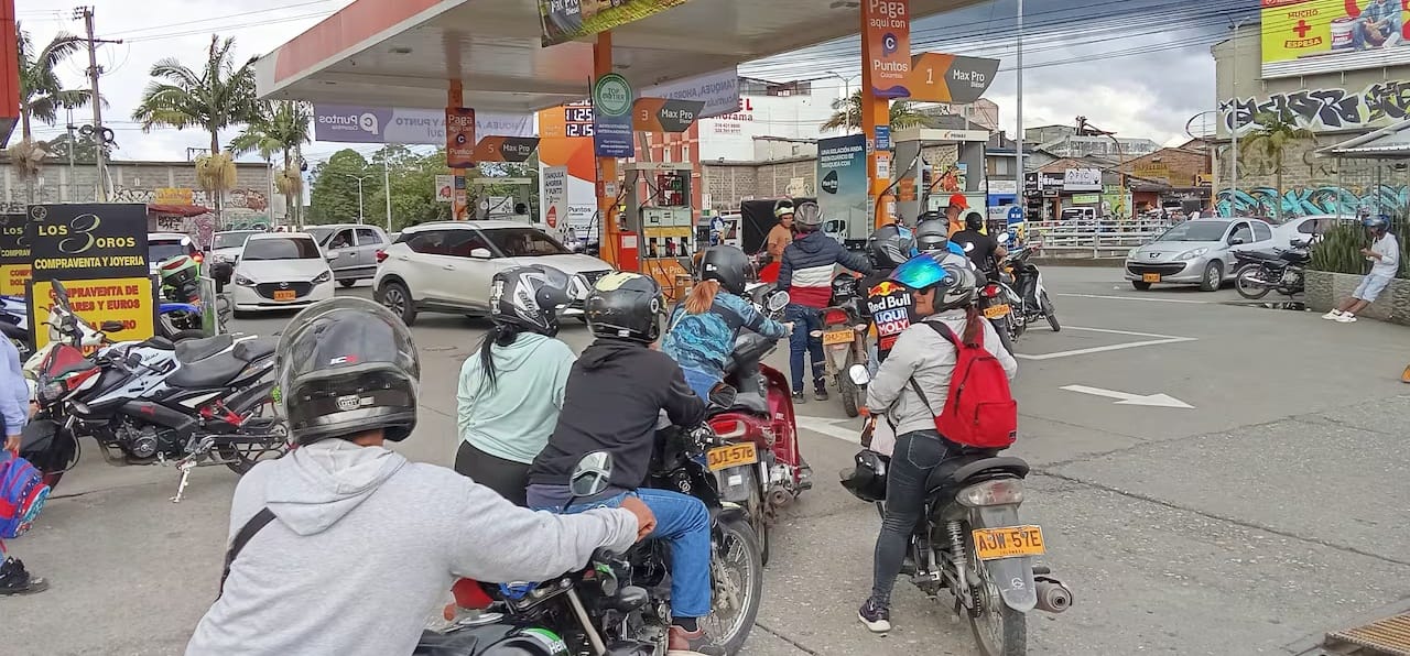 Prepare el bolsillo: Gasolina subió 100 pesos a partir de hoy
