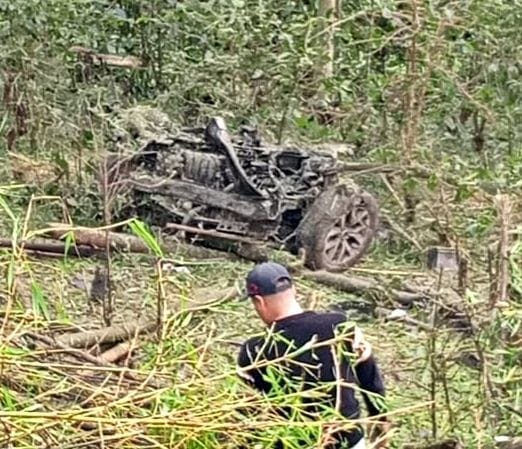 Estalló 'carrobomba' en plena vía Popayán-Cali;  el ataque iba dirigido a la fuerza pública