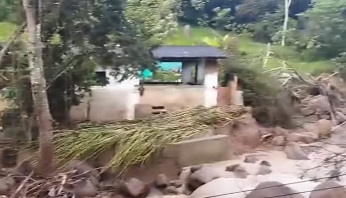 Dieciséis viviendas destruidas, 60 afectados y tres desaparecidos tras la avalancha en Silvania,  Cundinamarca