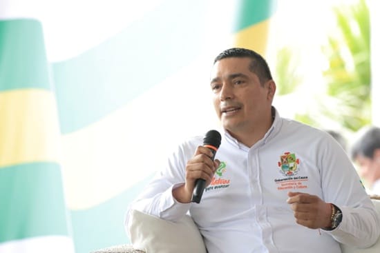 El gobernador del Cauca, Octavio Guzmán, pide a las comunidades defender la paz en la región
