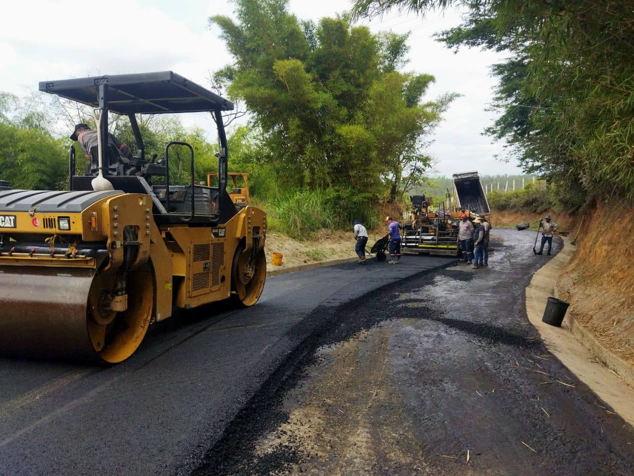 Avanzan obras viales en el tramo Morales – Suárez para fortalecer la conectividad y el desarrollo del Cauca