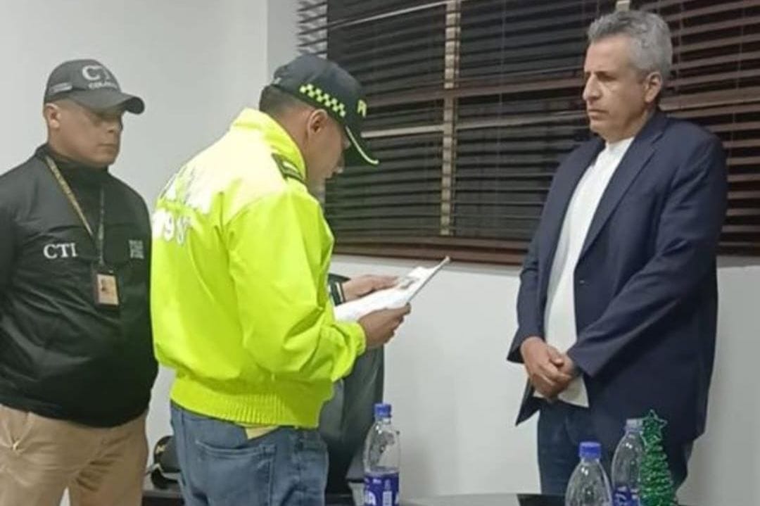 Así fue cómo le leyeron los derechos de capturado al poderoso Luis Fernando Velasco  Chaves