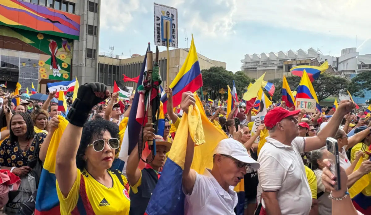 Presidente Gustavo Petro llama a la movilización ciudadana para respaldar el salario mínimo vital