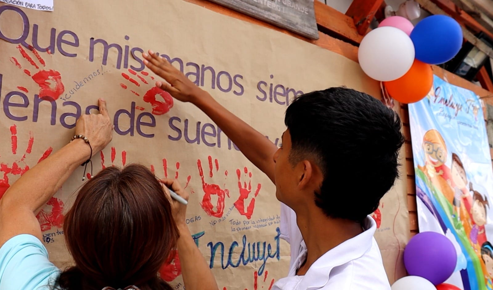 El Ejército Nacional apoyó jornada simbólica del día de las Manos Rojas en Popayán