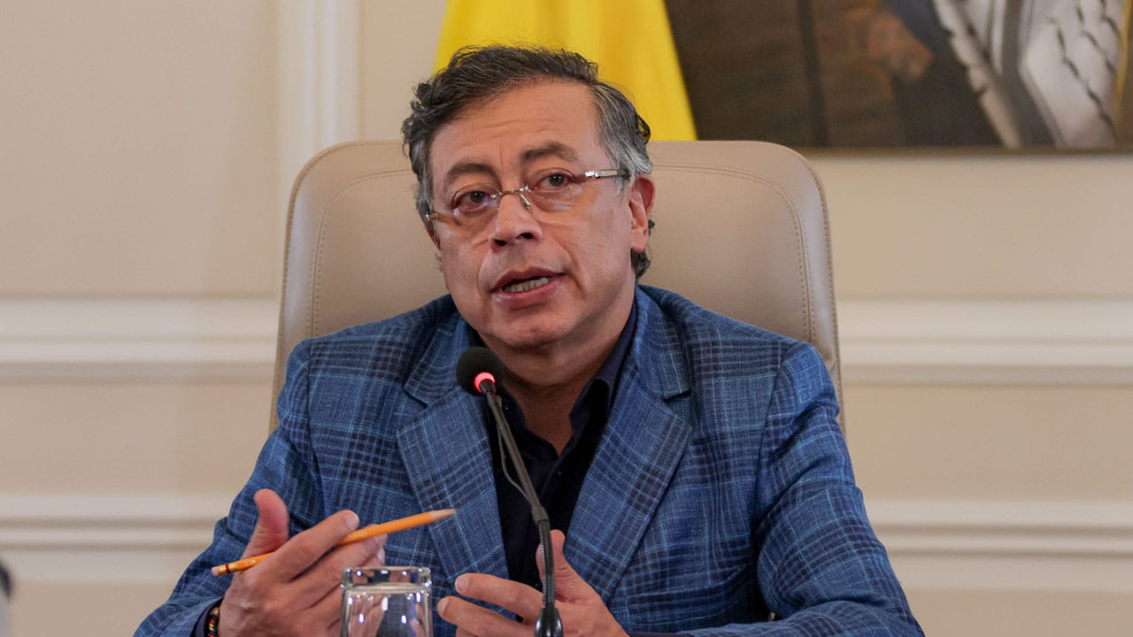 Polémica nacional: palabras de Gustavo Petro por muerte de niño con hemofilia desatan indignación