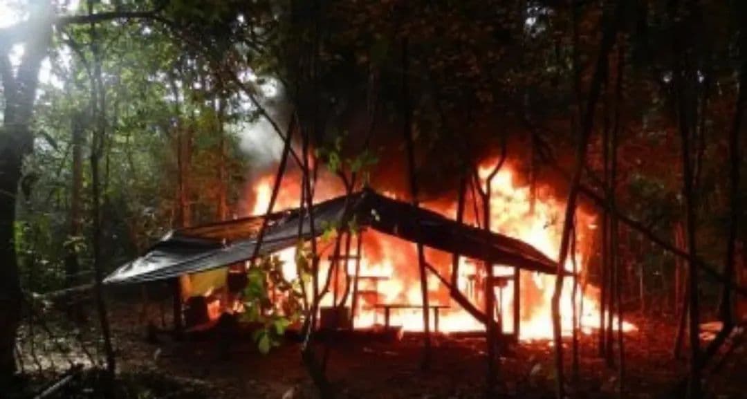 En un centro asistencial atienden a tres de los seis heridos tras explosión de laboratorio artesanal de producción de narcóticos